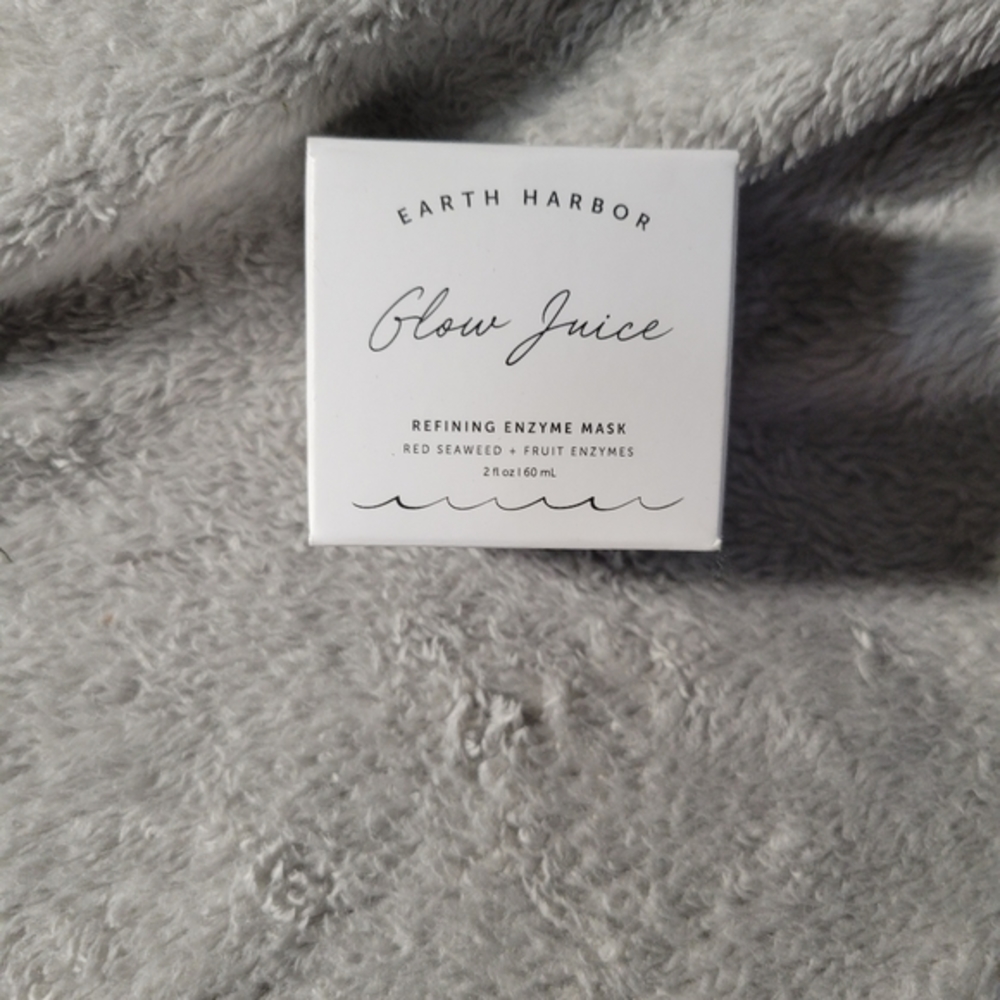 BNIB Earth Harbor Glow Juice